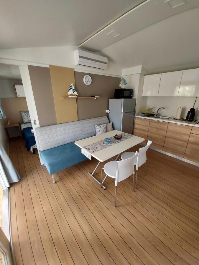 Philomena Mobile Home Camping Pašman Εξωτερικό φωτογραφία