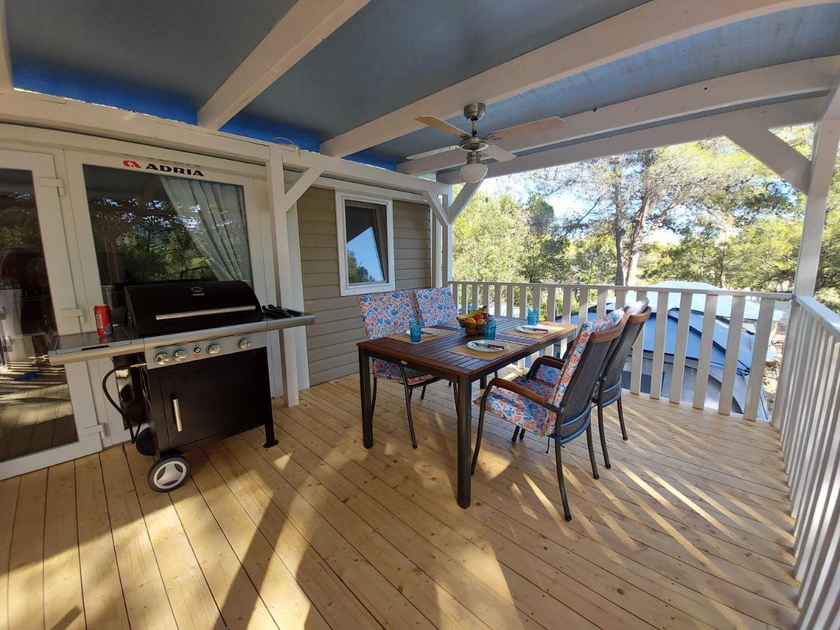 Philomena Mobile Home Camping Pašman Εξωτερικό φωτογραφία